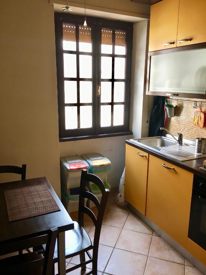 Casa Delfino - Appartamento Centro Storico A Due Passi Dalla Spiaggia & Mare, Porto & Ferrovia Civitavecchia Exteriör bild